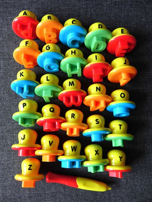 Play-Doh literki - stemple do nauki alfabetu