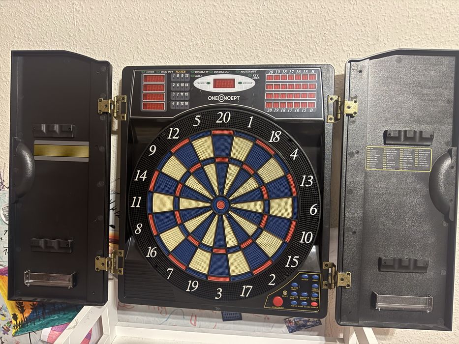 Електронний Дартс OneConcept Masterdarter