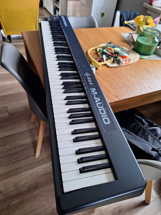 Pianino- klawiatura sterująca MAudio Keystation 88