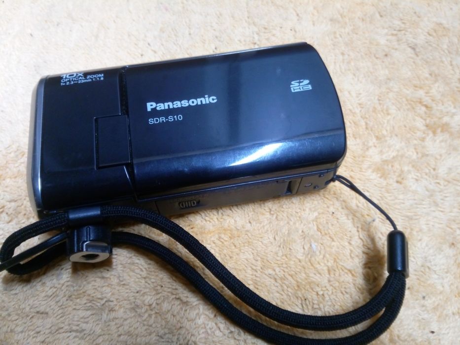 Maleńka kamera Panasonic mod.SDE-S10.Bez dodatków. Tanio!