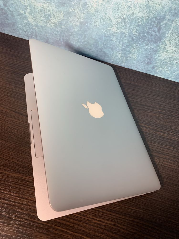 Macbook Pro 13 2015 i5 2.7GHz | 8Gb | 256ssd