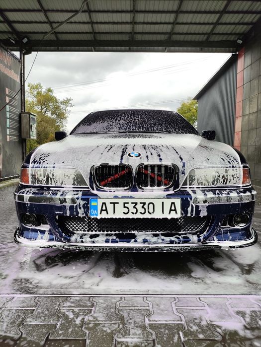 В продажі BMW е39