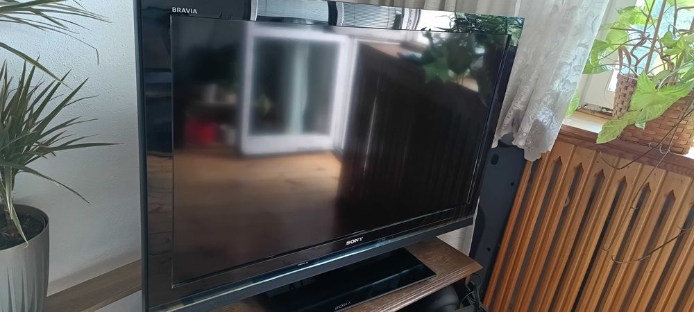 Sony KDL-40W5720 + pilot uniwersalny Sony RM-ED019