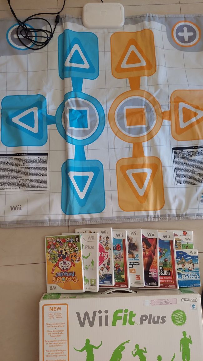 Consola Wii com base balance + jogos
