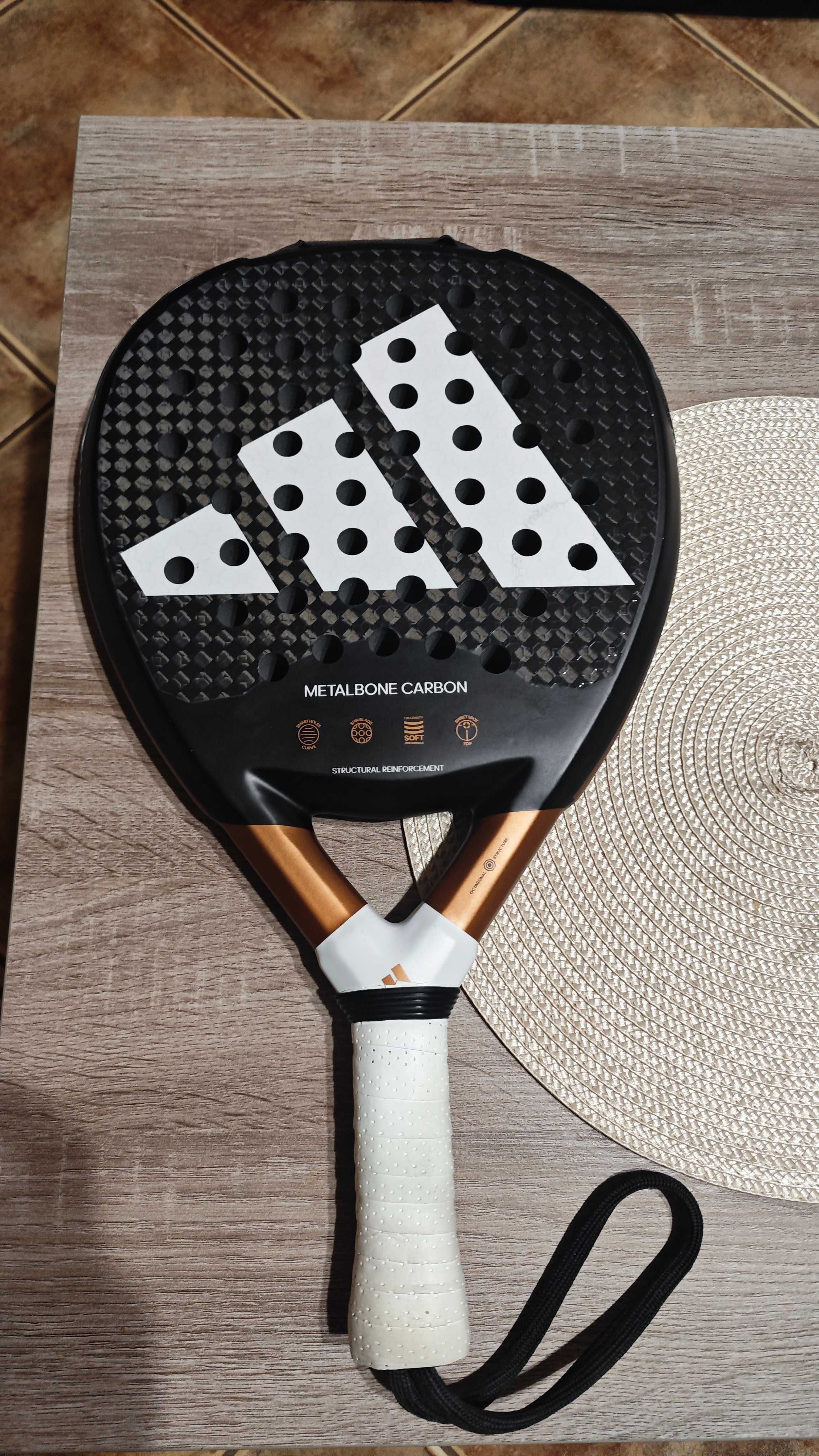 Raquete Padel Adidas Metalbone Carbon 2023