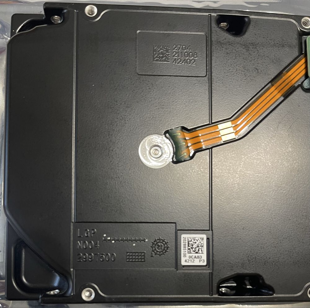Жорсткий диск MDD Surveillance 18TB (7200RPM, SATA 6Gb/s, 256MB Cache)