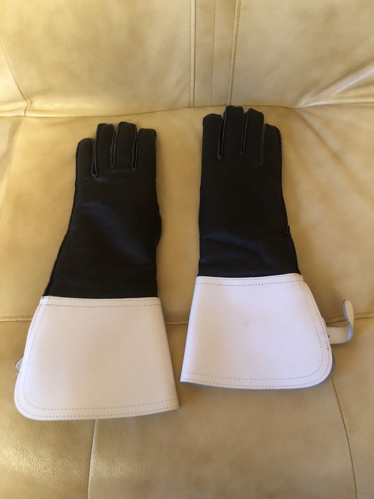 Zimowe rękawice policyjne z białym mankietem