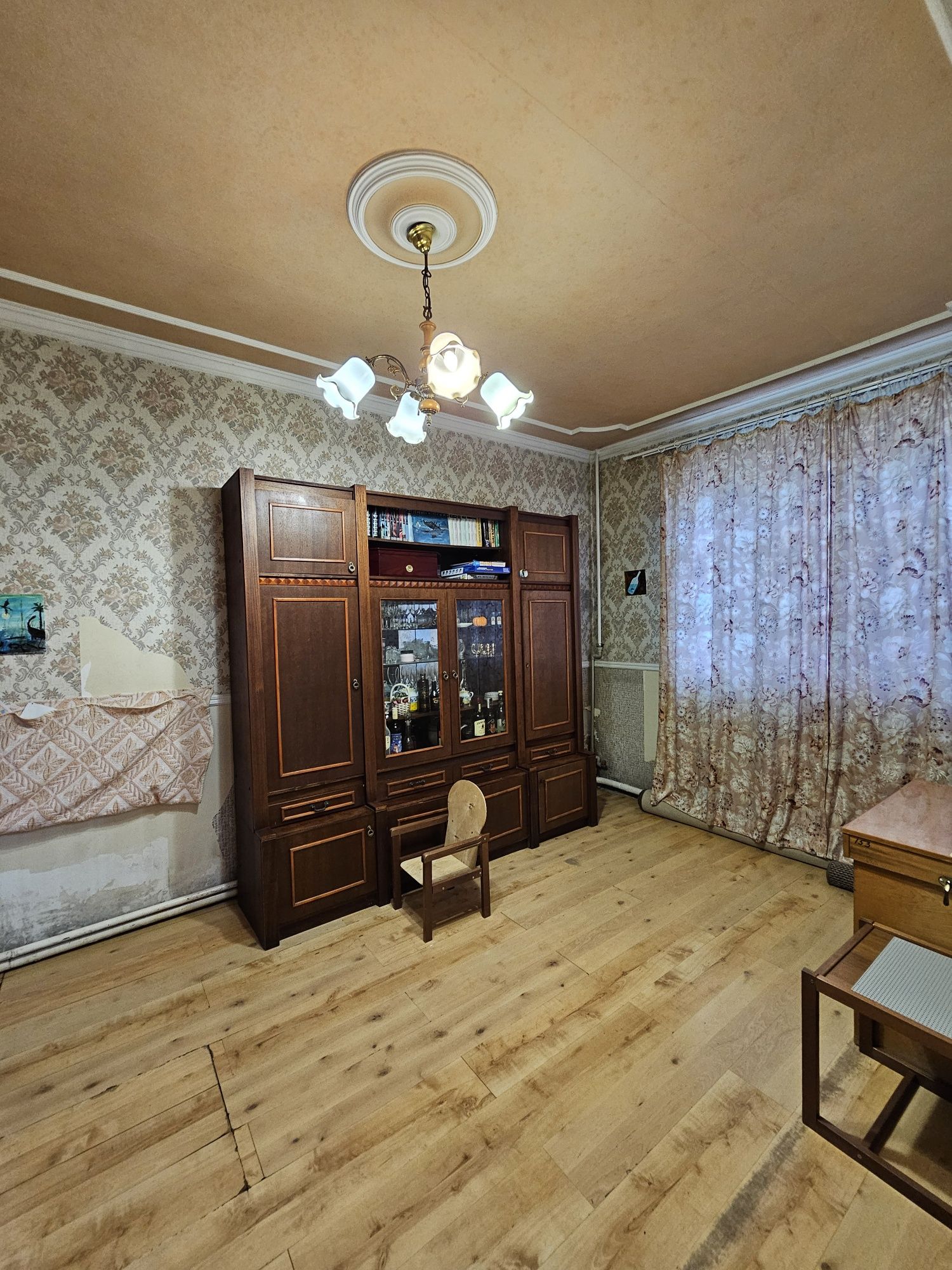 Продам дом в центральной части , район пр.Кирова / Поля / парк Зелёный