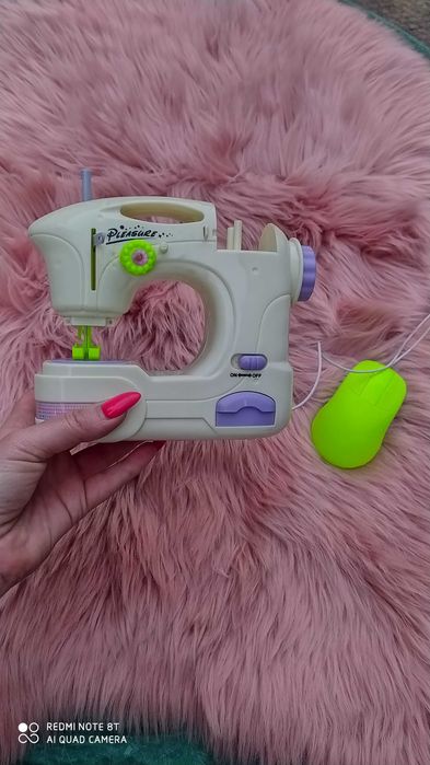 Дитяча швейна машинка