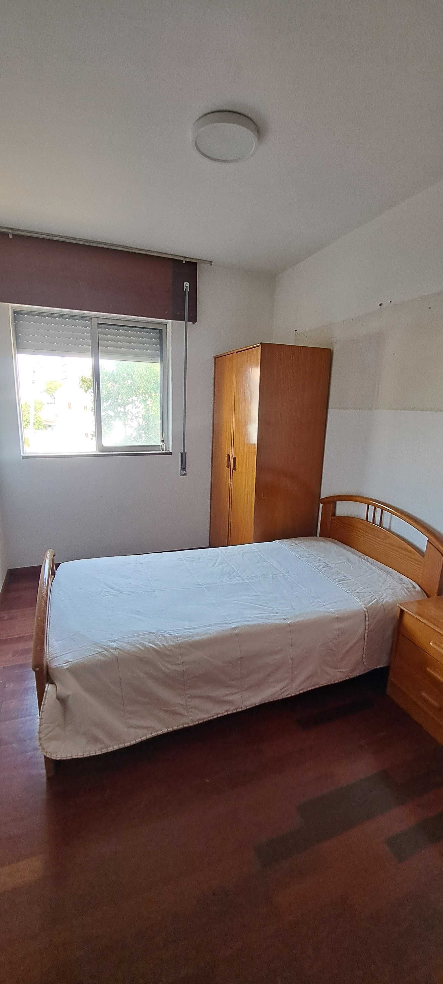Quartos individuais Professores Esgueira
