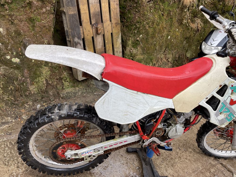 Mota ktm 125 como nova