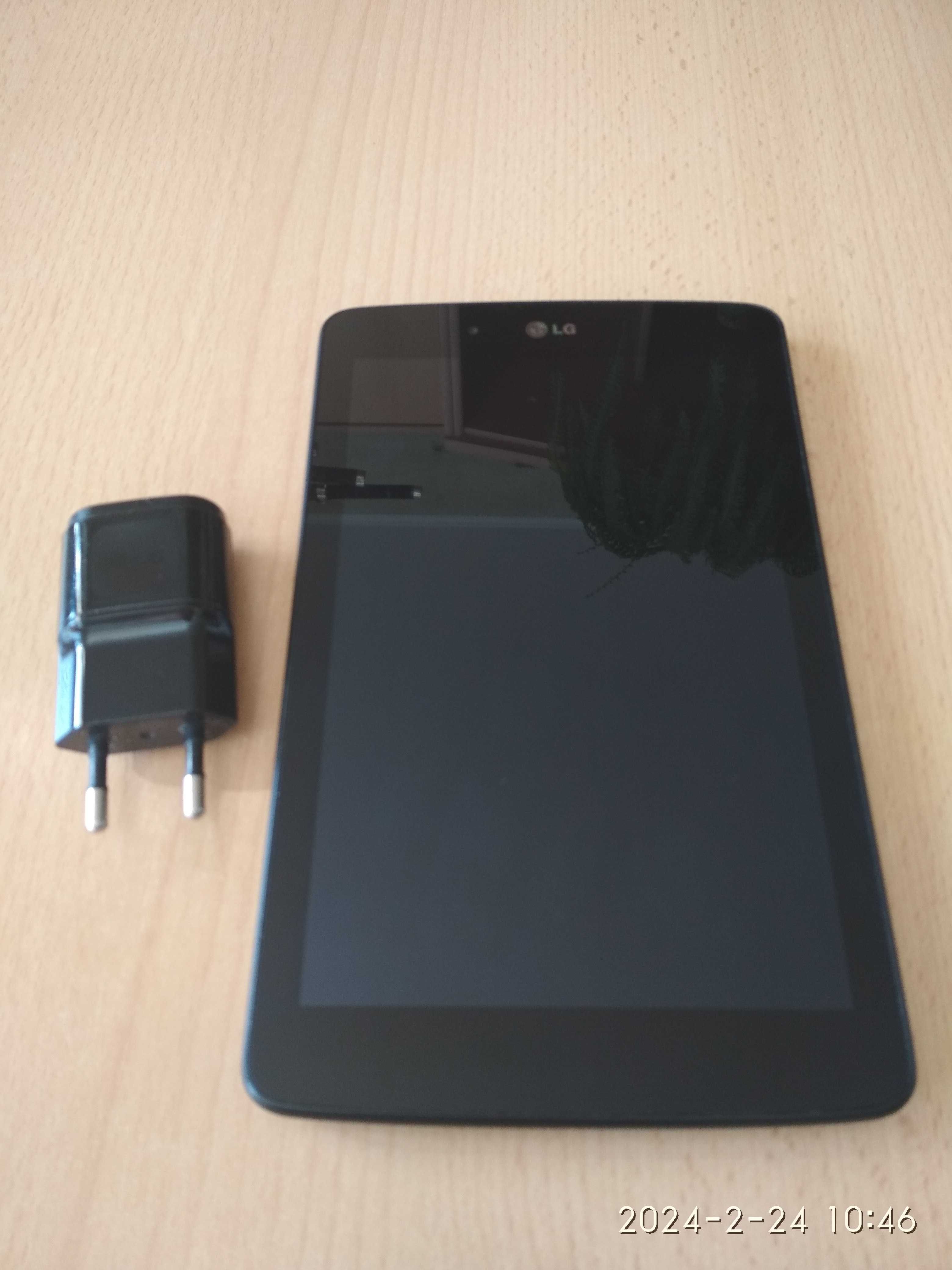 7" calowy tablet LG G PAD 7 V400 wraz z łądowarką.