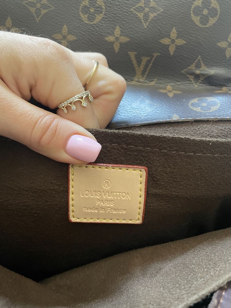 Torebka louis vuitton listonoszka skóra  naturalna pochette