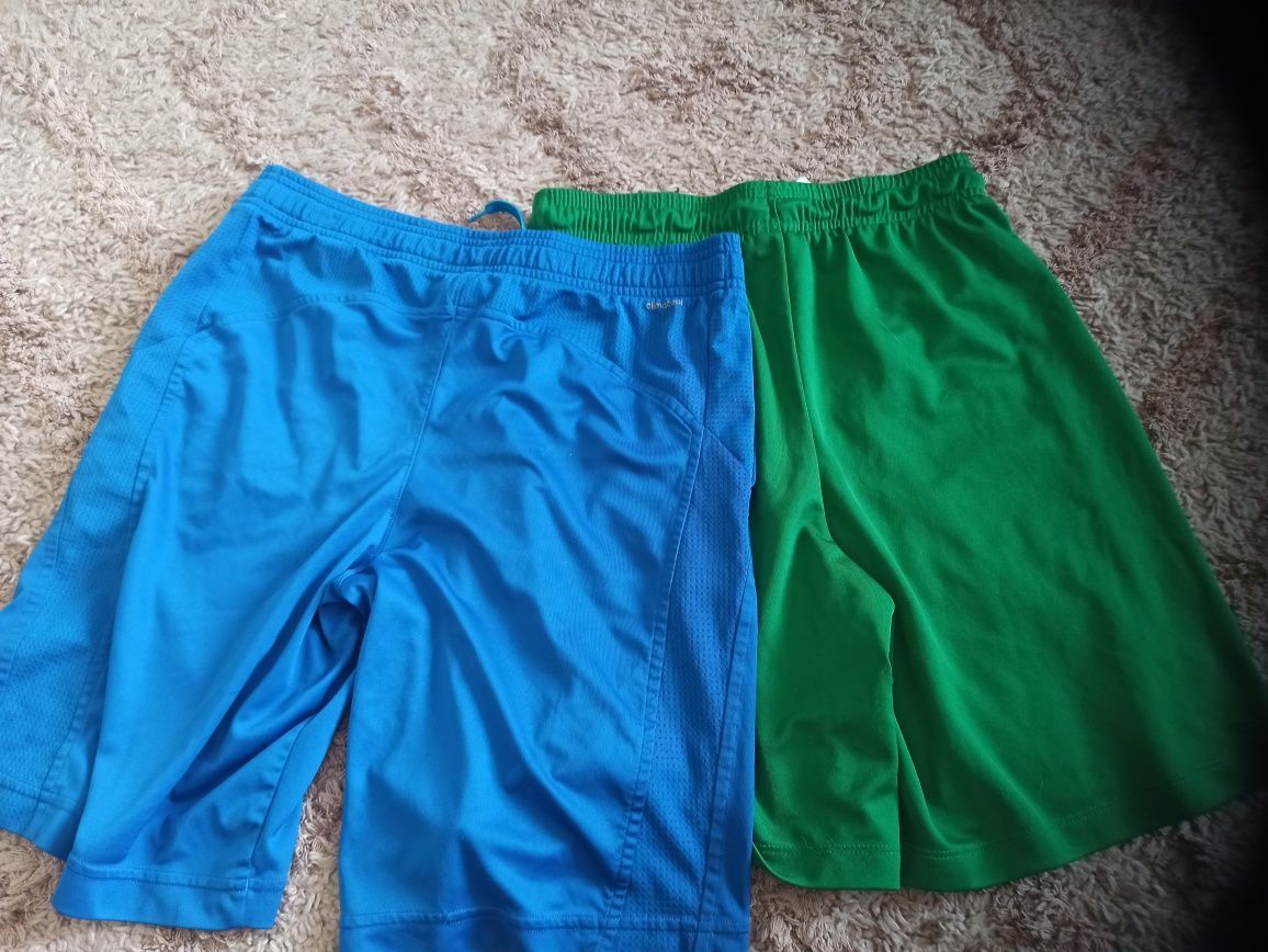 Продам шорти  adidas та Nike.