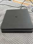 PlayStation 4 500GB + 2 pady + oryginalne opakowanie