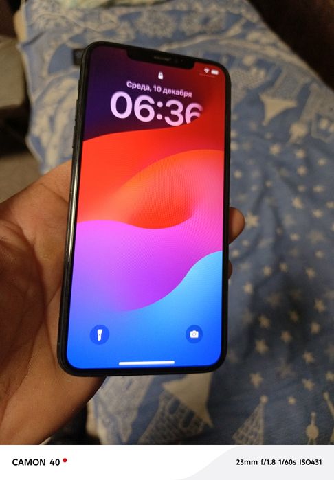 Продам Айфон 11 про МАХ на 64 Gb