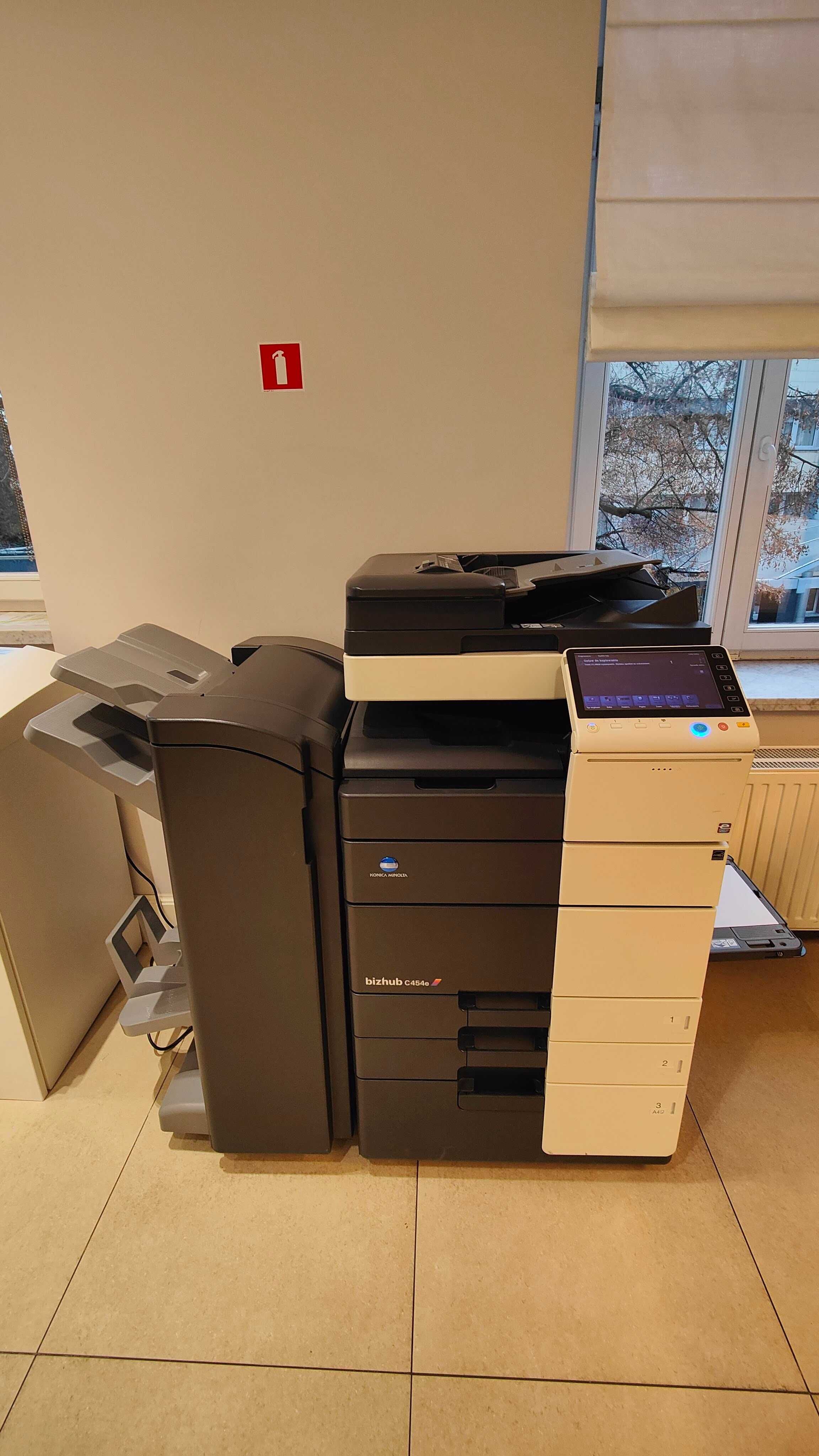 Konica-Minolta bizhub C454E + Finiszer FS-534