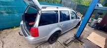 Sprzedam Vw Bora 1.8 T uszkodzona