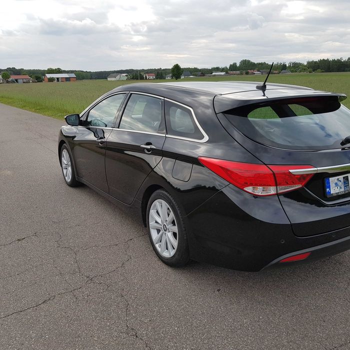 Hyundai I40 BEZWYPADKOWY Navi Keyless Parktronik Podgrzewane fotele