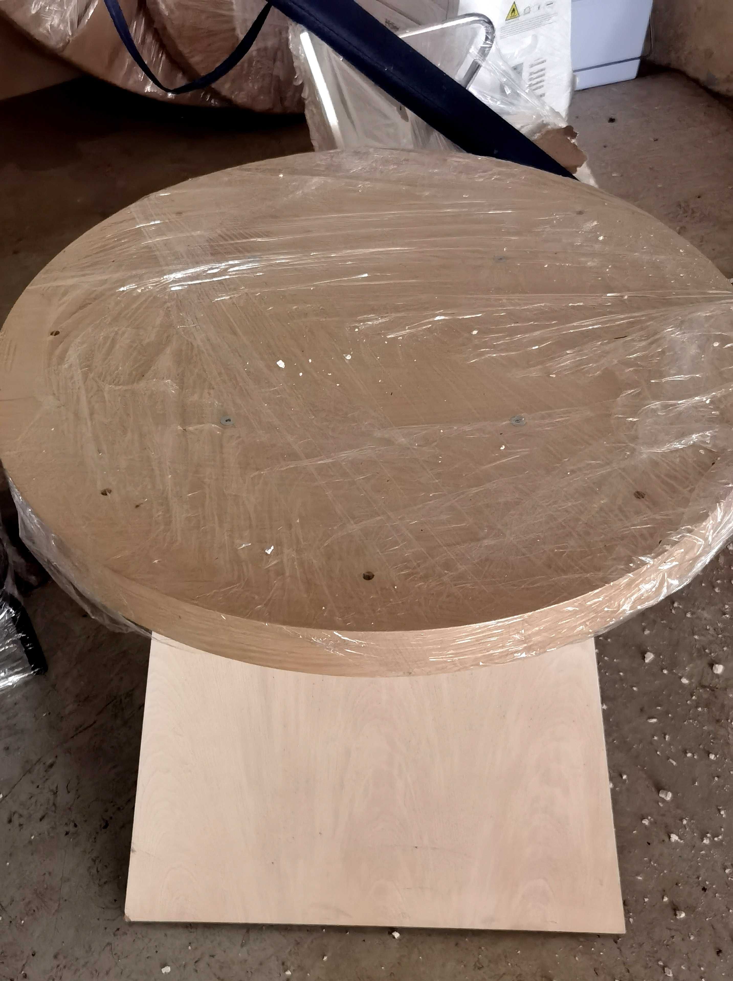 Mesa redonda 1,95cm + tampo giratório c/0,95cm de diâmetro como nova.