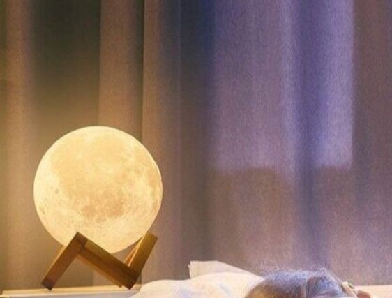 Lampka nocna księżyc 3D 25 cm – dwie barwy światła, dotykowa,dekoracji