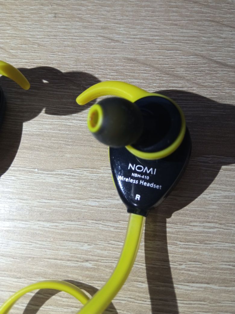 Nomi NBH-410 Wireless Headset