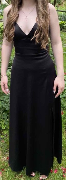 Чорна випускна сукня