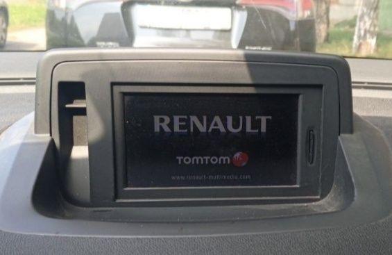 Навігатор TomTom для Рено Меган 3 (2009-2012).