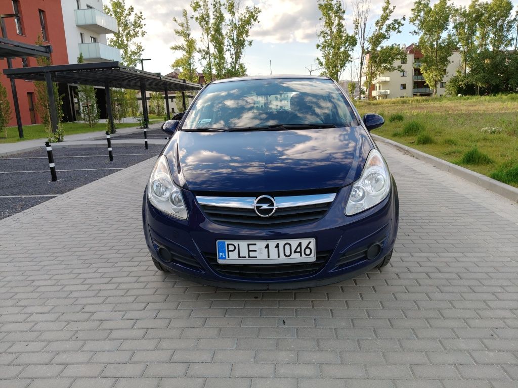 Opel Corsa 1.0 benzyna , zamiana, bardzo zadbana, klima