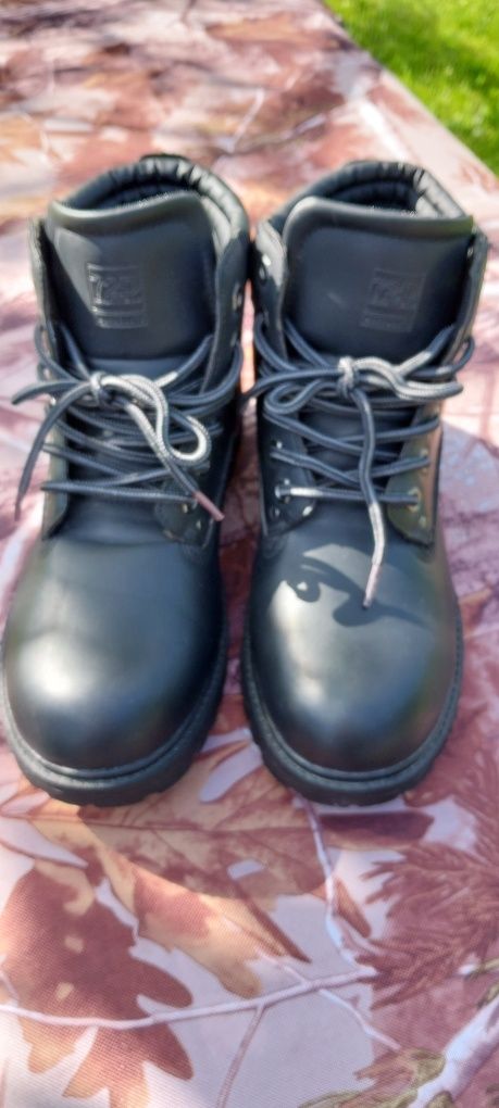 Buty CVS rozmiar 43