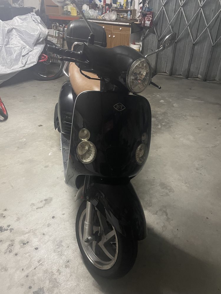 Baotian 125 - Vespa Style