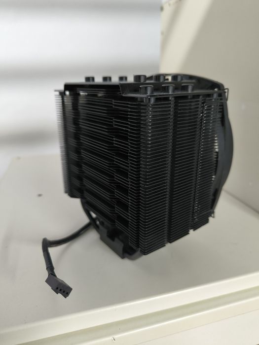 Cooler / Dissipador de CPU be quiet! Dark Rock 4