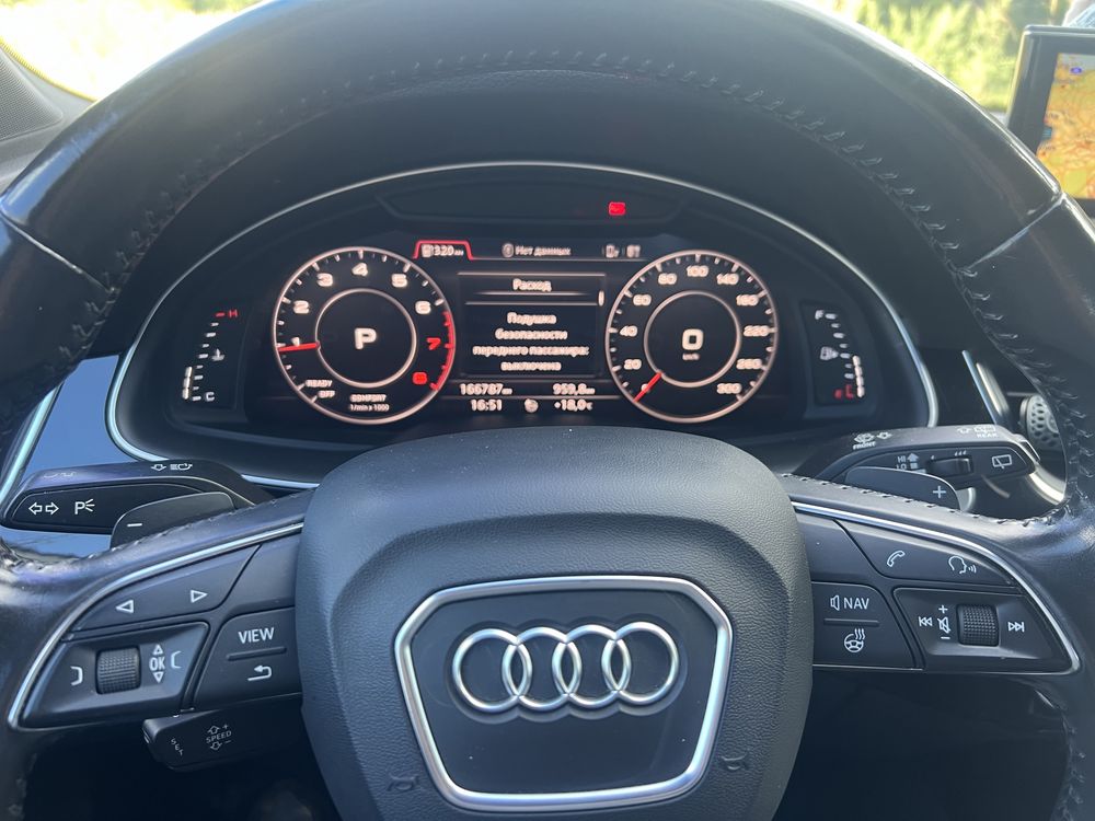 Продаж  Audi Q7 ,