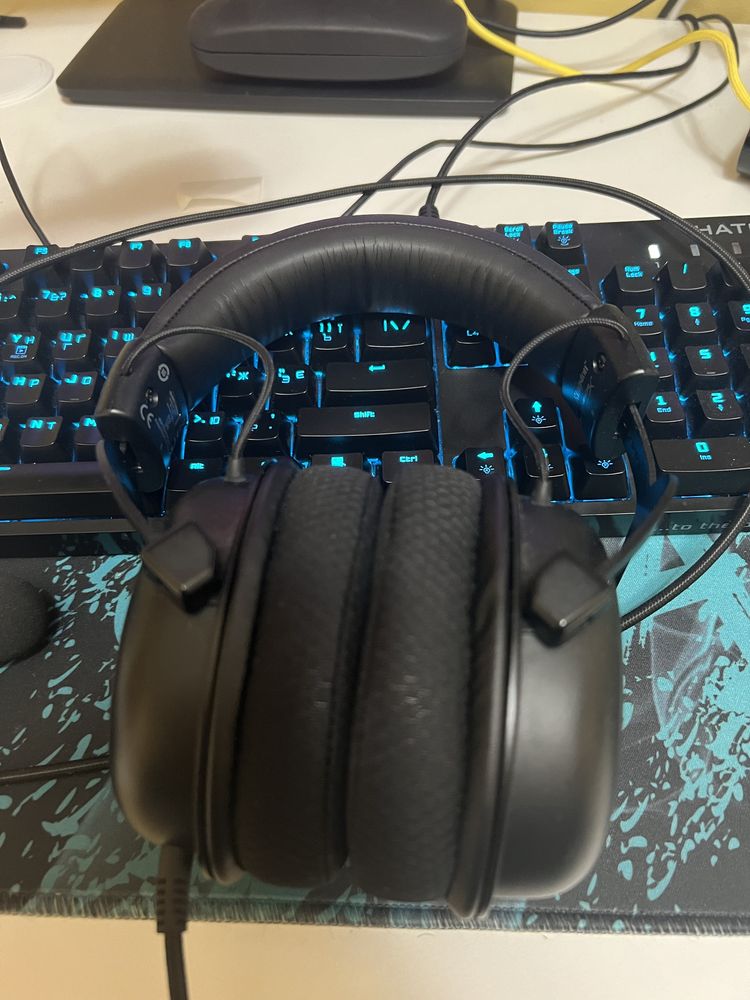 Навушникі Hyperx Cloud Core