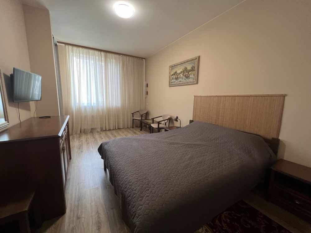 Сдам большую красивую 3 х ком. квартиру в Аркадии