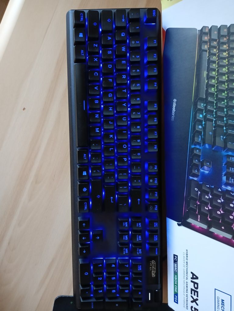 klawiatura steelseries apex 5