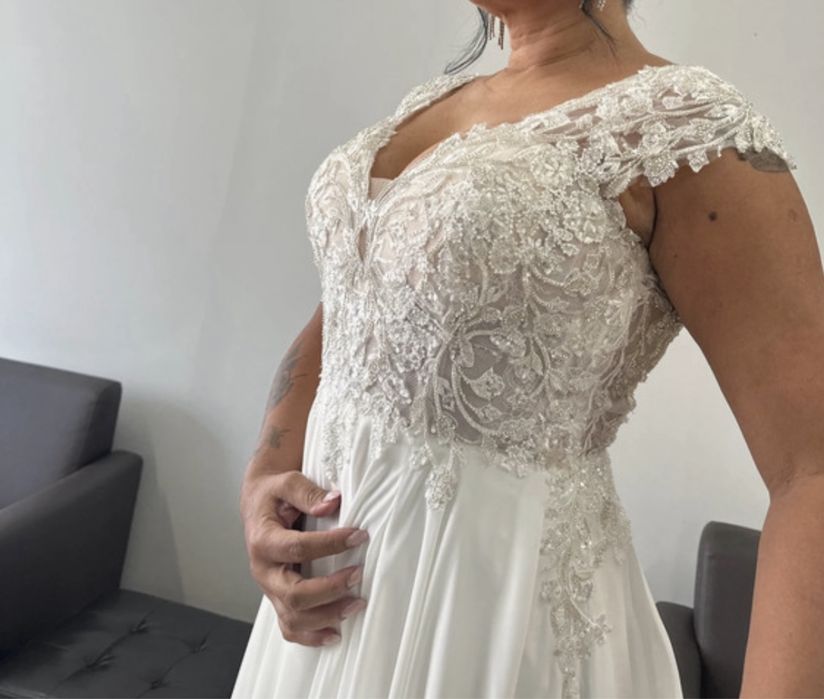 Vestido  de noiva  semi novo