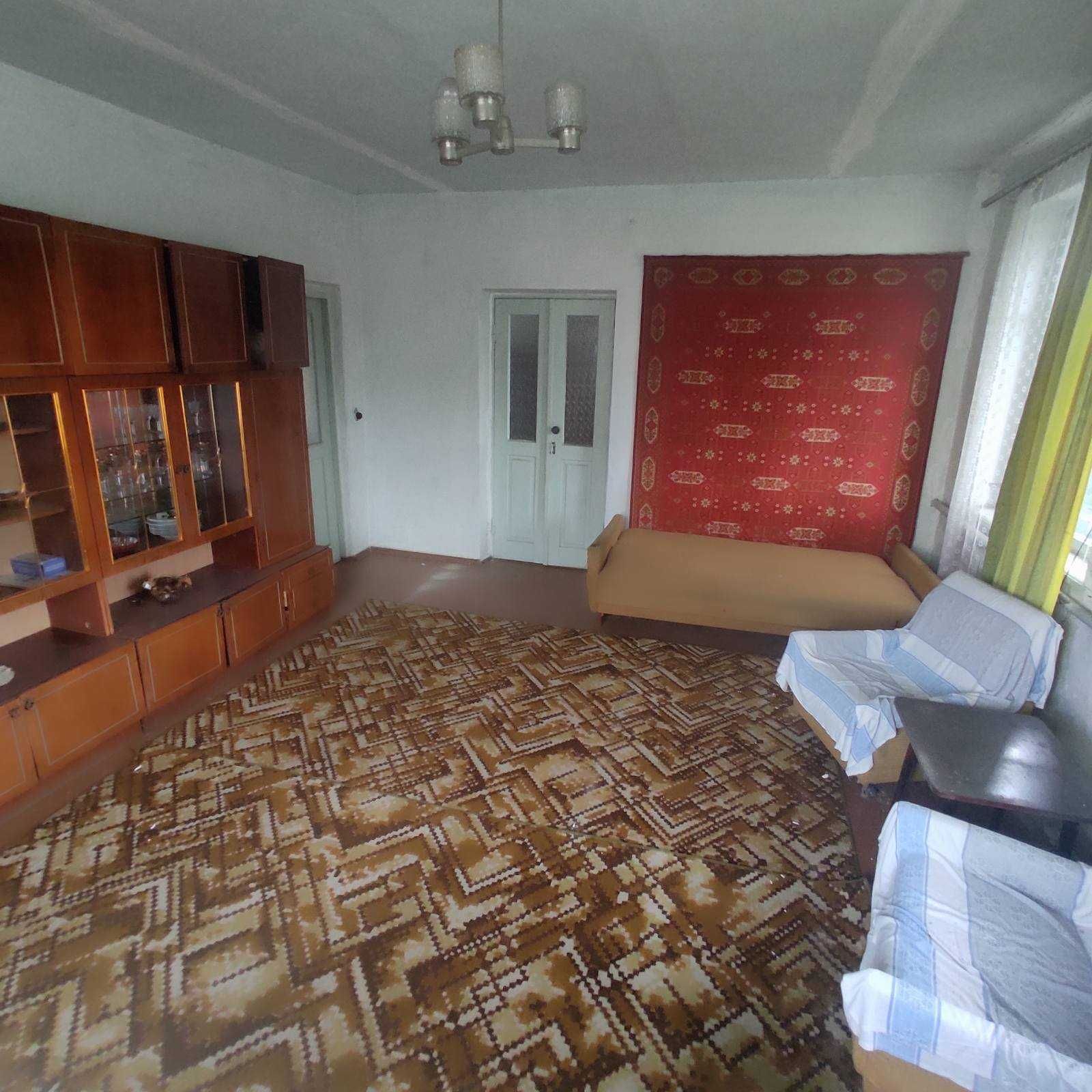 Продаж півбудинку у с.Чорнобай, Золотоніського р-ну