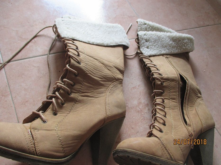 2 pares de botas para senhora nº 39