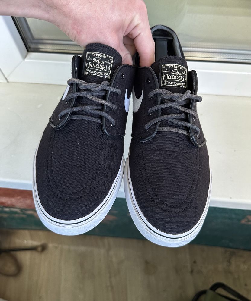 Оригінальні чоловічі кросівки Nike SB Stefan Janoski 42 розмір 26,5 см