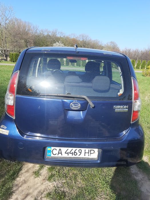 Автомобіль DAIHATSU