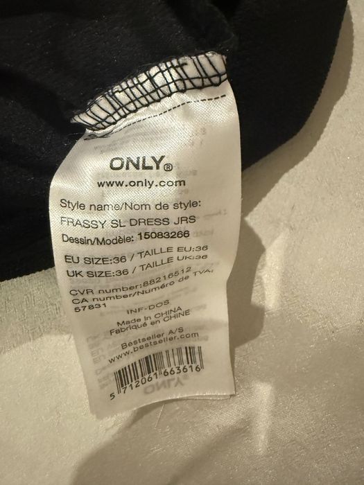 Vestido preto da Only!