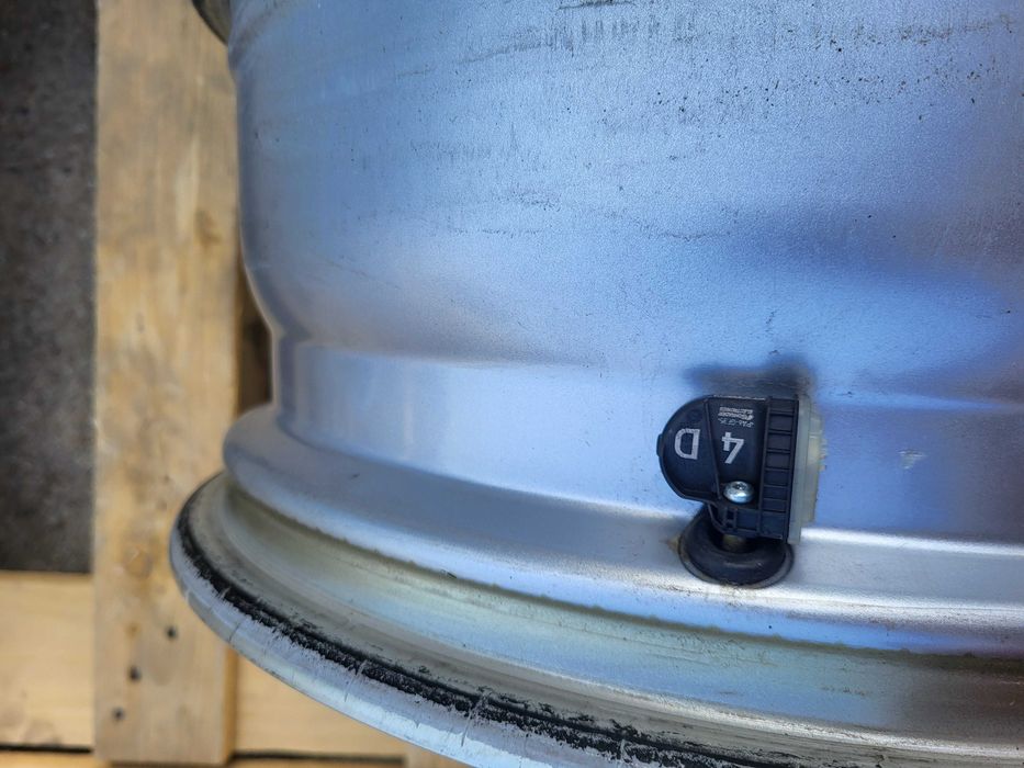 [912] Felgi aluminiowe 17 Cali 5x115 ET44 7J Opel Insignia B Astra