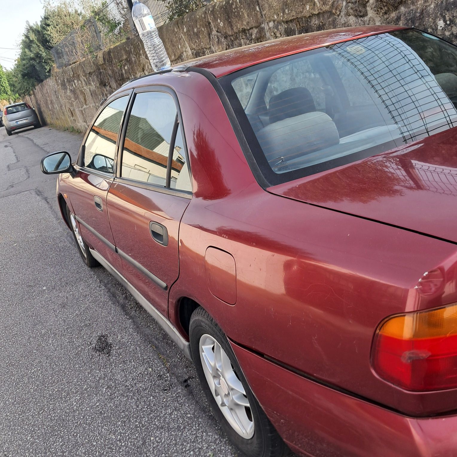 Mitsubishi carisma