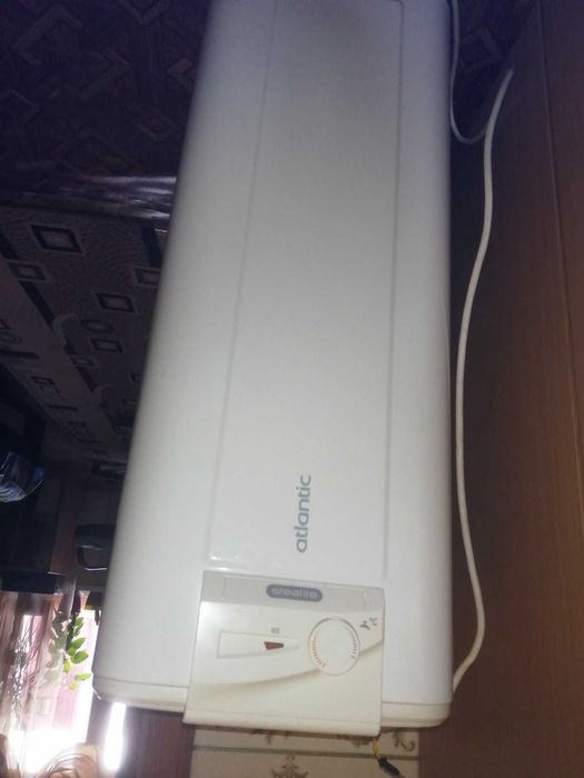 Бойлер Atlantic Steatite Cube VM 50 S3C на запчасти или ремонт.