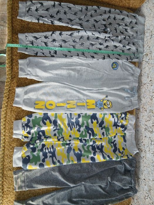 Спортивні штани на хлопчика, довжина 67 см