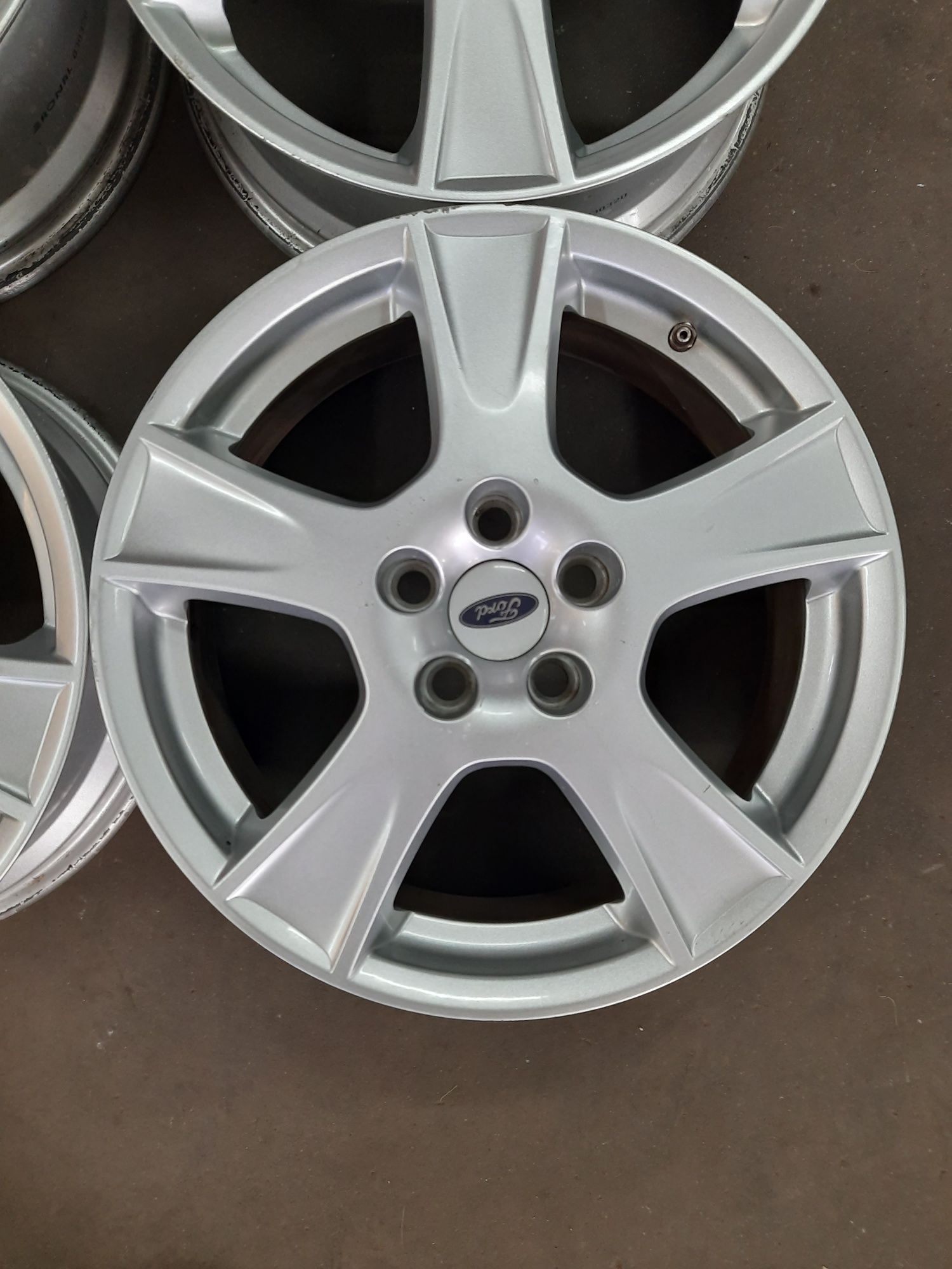 (021) Felgi 17" 5x108 ET 52,5 6,5j - Ford