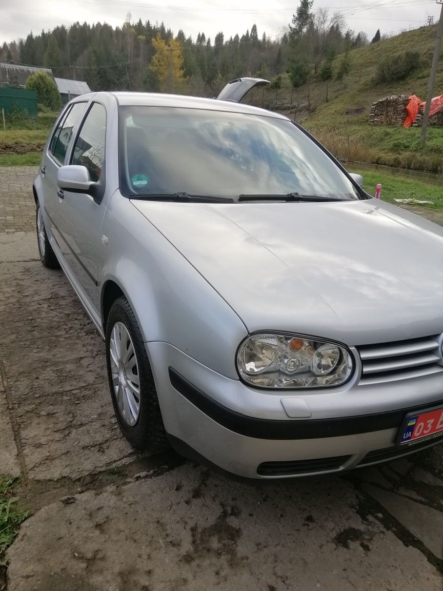 Volkswagen golf ldeal 1.4