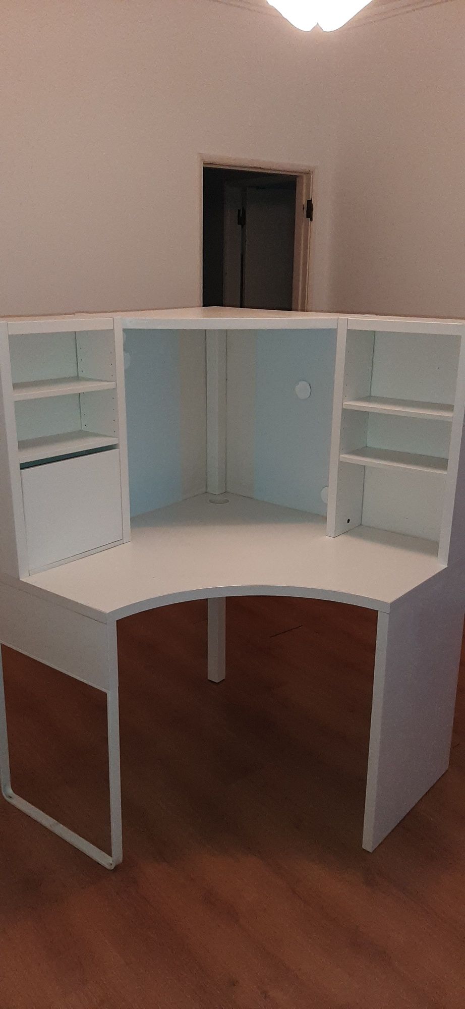 Secretaria canto ikea