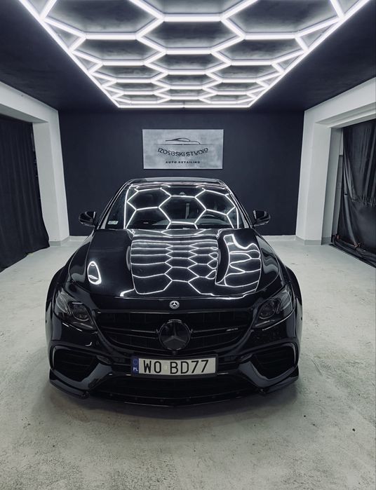 Wynajem Mercedes E63S 800hp OGNIE Z WYDECHU, Wypożyczalnia aut Premium